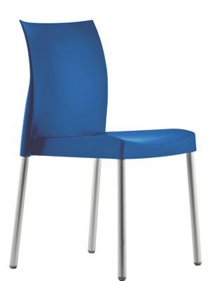 Chaise bleue polypropylène