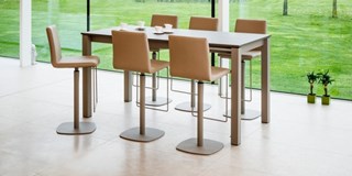 Table haute VA et tabourets