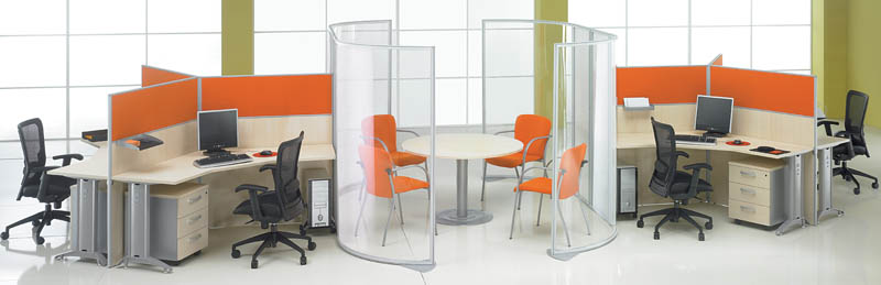 Bureaux avec cloisons