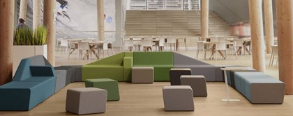 Poufs modulables en tissu ou skaï
