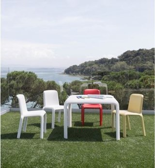 Chaise de jardin très solide en 8 coloris