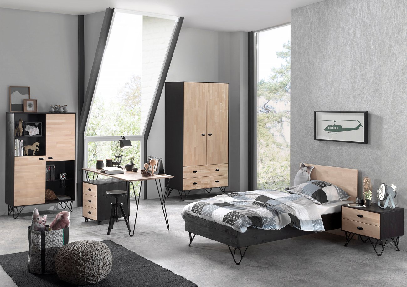Chambre d'enfants noir et bois