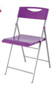 Chaise pliante en polypro laqué mauve
