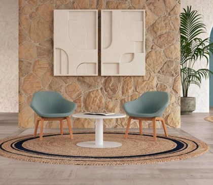 Fauteuil lounge piétement bois